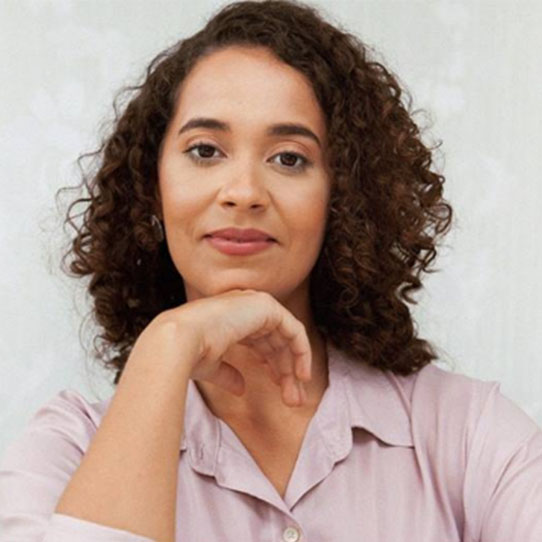 Dra. Suellen Vieira Araujo